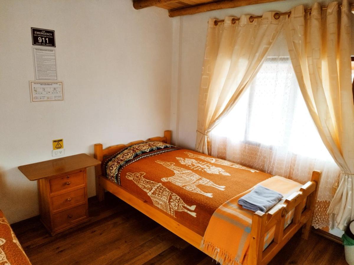 Hostal Taita Cristobal Isinlivi Dış mekan fotoğraf